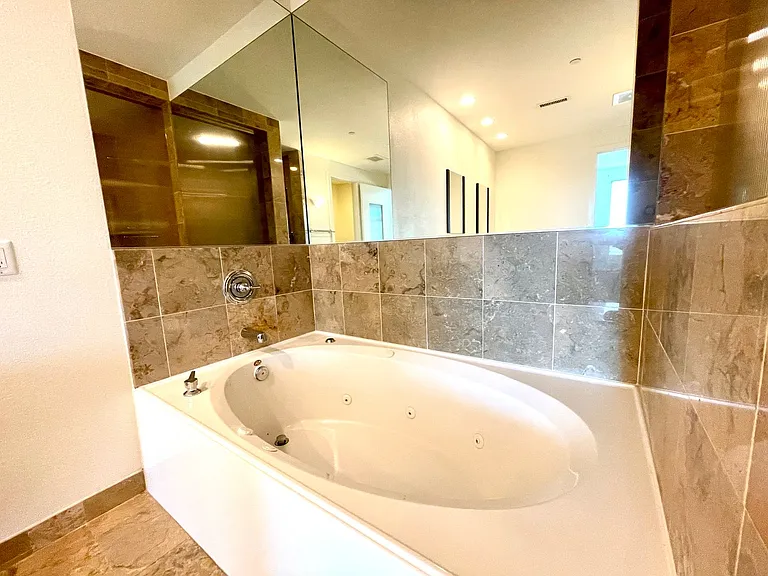 360 E Desert Inn Rd #402 — Photo 15