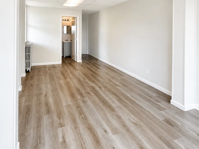 1015 Parksley Ave — Photo 3