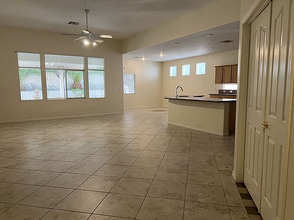 3rd image of 2855 Grande Valley Dr