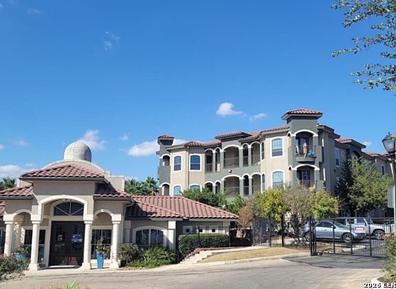 2nd image of 5455 Rowley Rd Unit 5302