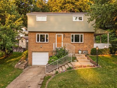 215 Forest Hills Rd, Pittsburgh, PA, 15221