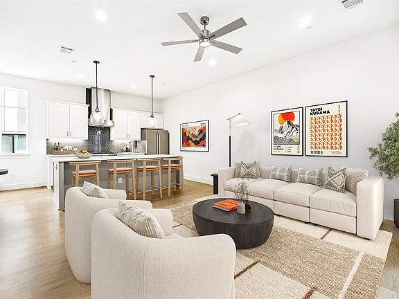 2nd image of 5707 Lindell Ave Unit 202