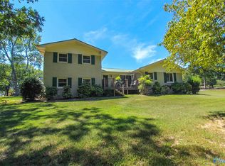 60 Holbrooks St, Crossville, AL 35962