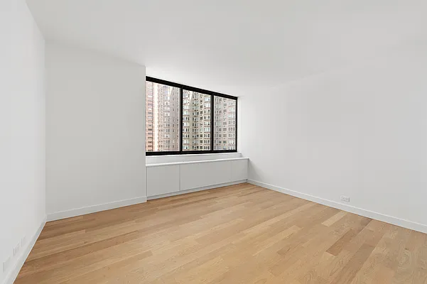 Rented by Compass | media 14