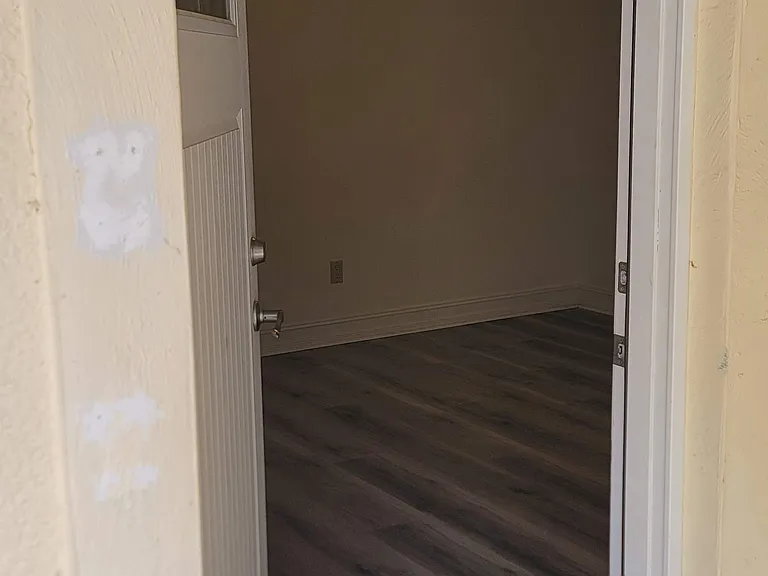 2018 Gatlin Ave — Photo 3