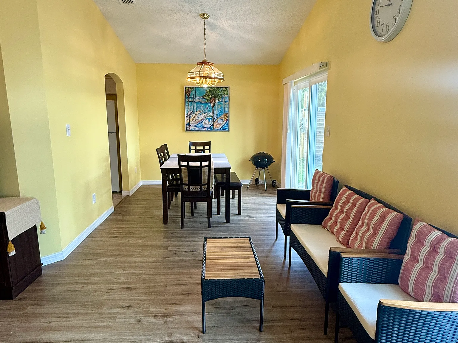 2 bed, 1330 sqft, $3,200 — Photo 4