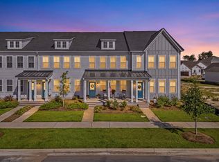766 Blueway Ave, Summerville, SC 29486