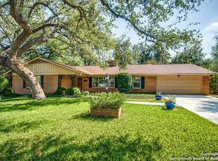 318 Royal Oaks Dr, San Antonio, TX 78209