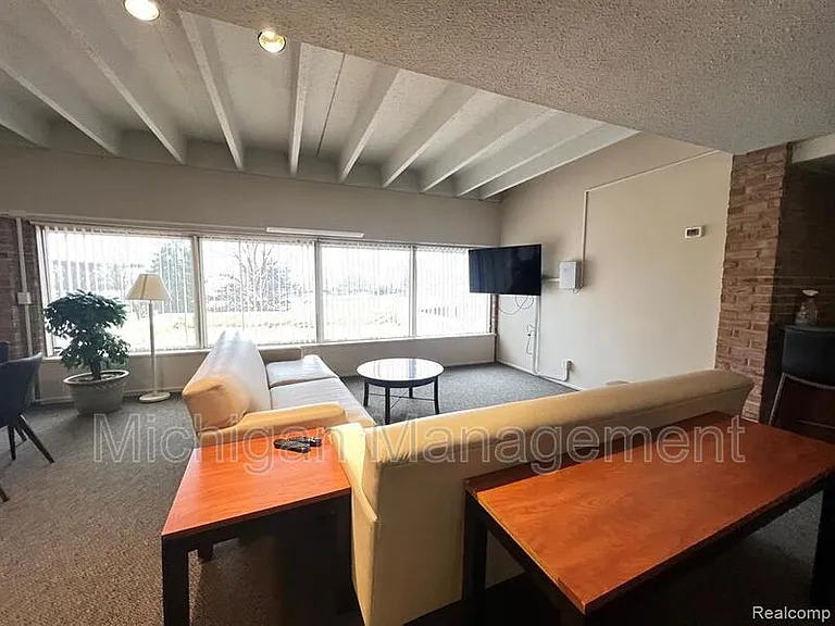 2152 Pauline Blvd #207 — Photo 28