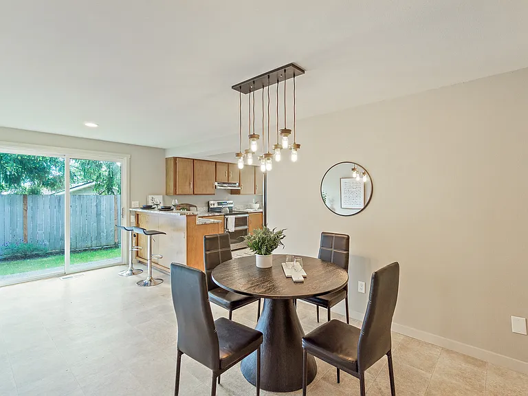 17215 NE 16th Pl — Photo 11