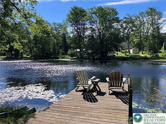 2nd image of 10 Kizer Pond Rd