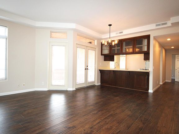 2nd image of 3581 Cameo Dr Unit 33