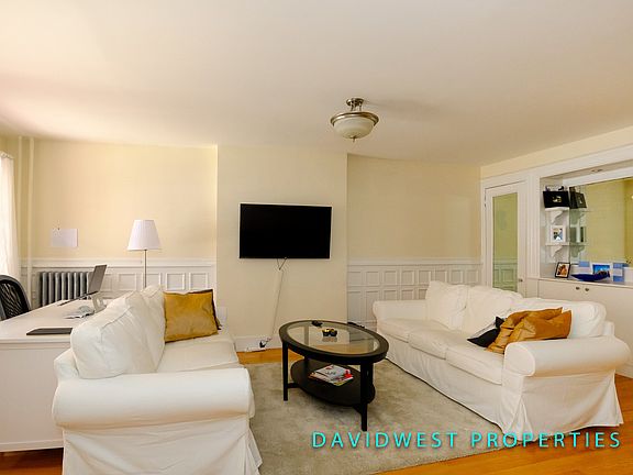 2nd image of 583 11th St #1