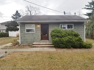 812 Roselle Ave, Brick, NJ 08724