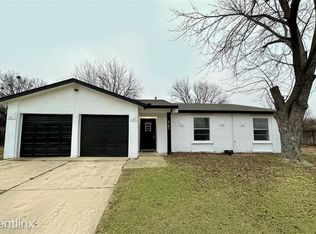 3101 Primrose Ln, Arlington, TX 76014