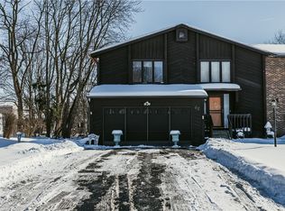 62 Delemere Blvd, Fairport, NY 14450