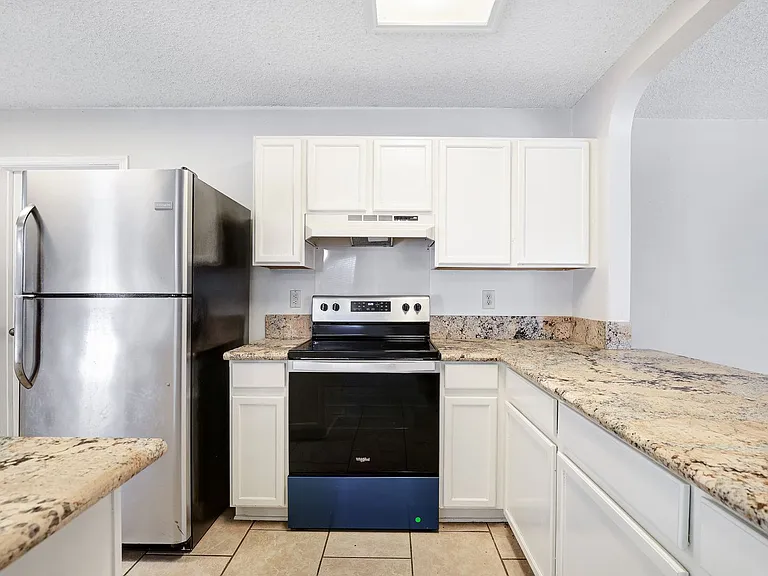 9535 Andrew Point — Photo 11