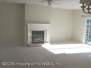 2nd image of 3813 Cromwell Ln