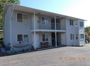 1551 N Polk Ext APT 4, Moscow, ID 83843