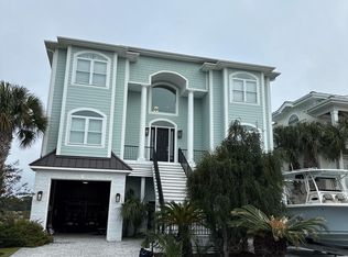 35 Craven St, Ocean Isle Beach, NC 28469