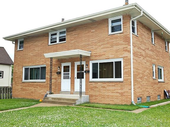 3rd image of 1900 E Euclid Ave #1902