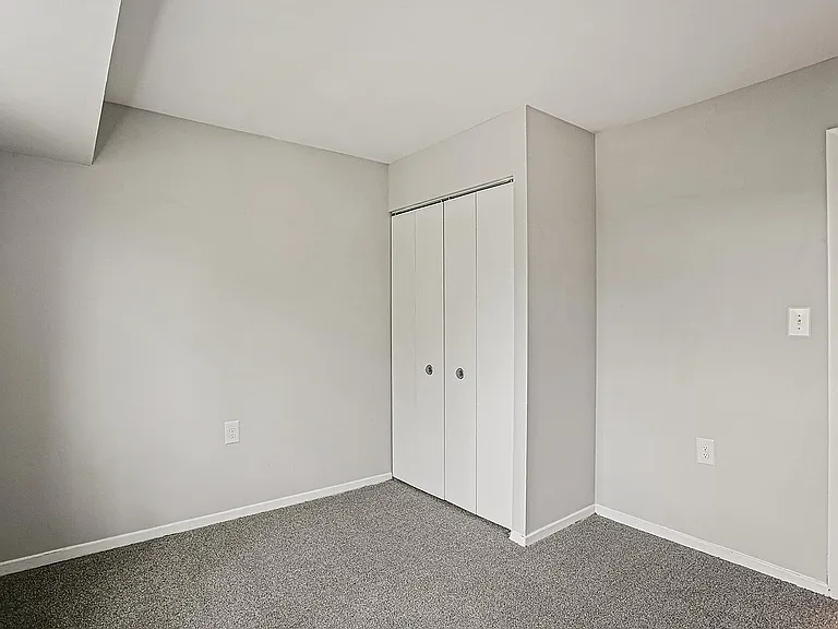 Meadow Creek Apartments — Photo 8