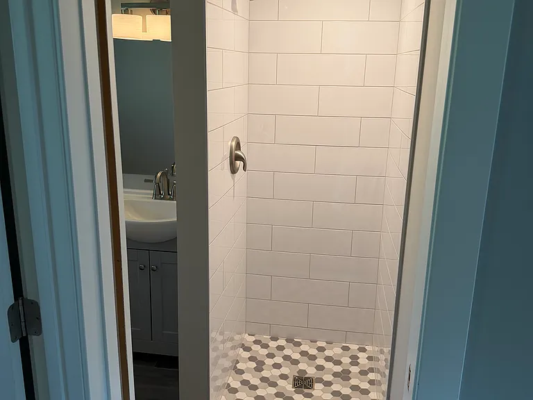 2 Charlotte Ct — Photo 7