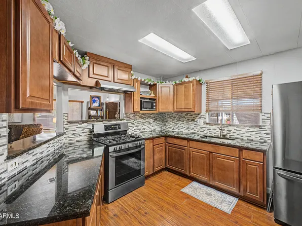 120 N VAL VISTA Drive #207, Mesa, AZ 85213