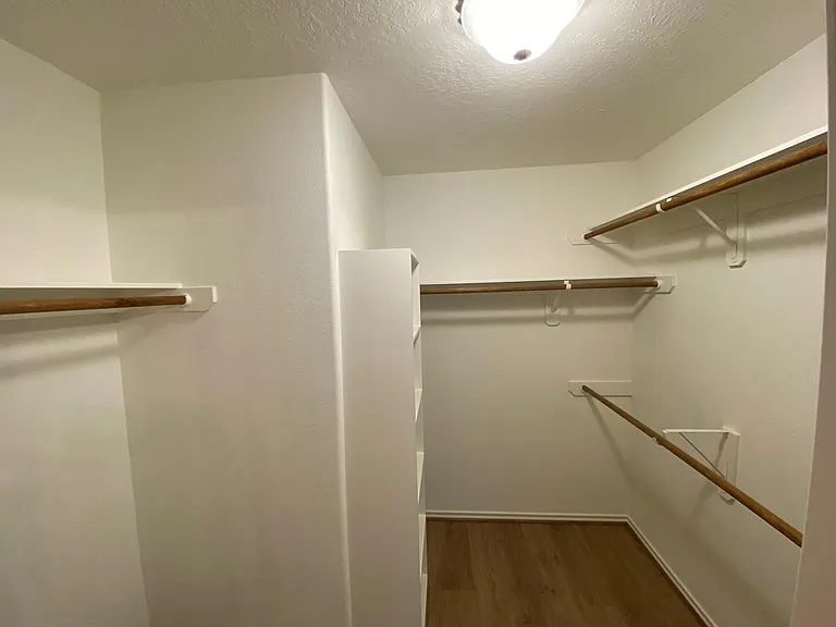 17234 Oakwood Chase Dr — Photo 13