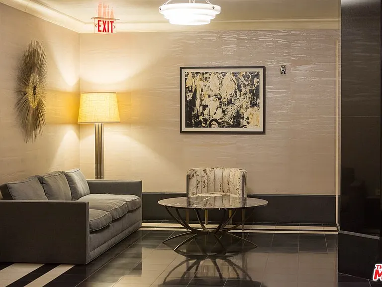 1645 Vine St #309 — Photo 37