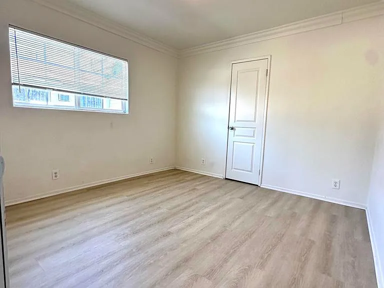 3822 Tampico Ave — Photo 10