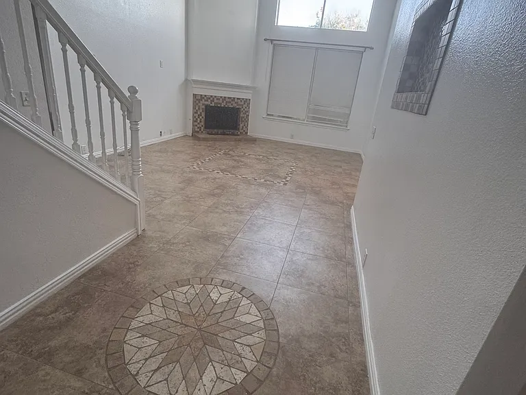 115 Pinion Dr — Photo 9