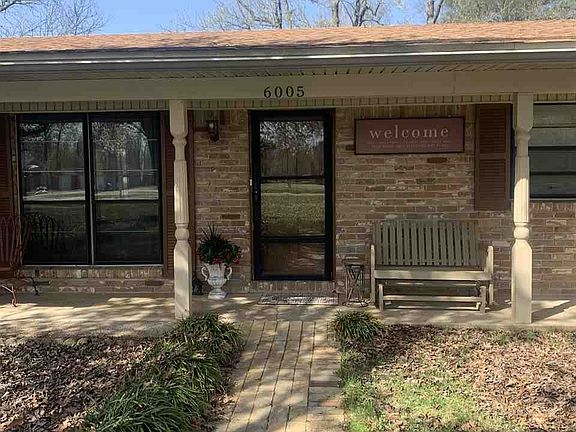 2nd image of 6005 Wilshire Dr