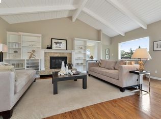 2741 Las Aromas, Oakland, CA 94611
