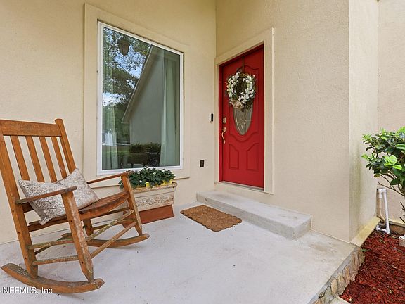 3rd image of 12917 JULINGTON Road