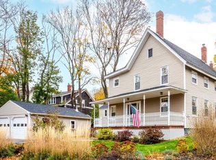 211 Centre St, Bath, ME 04530