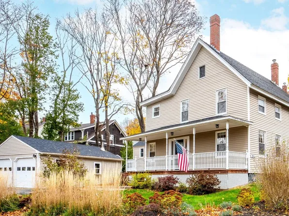211 Centre Street, Bath, ME 04530