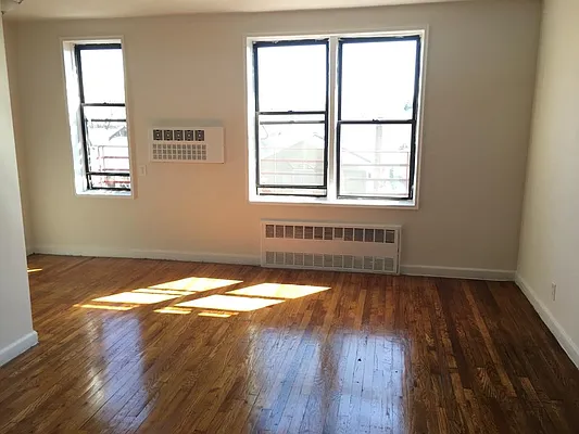 Rented by Showcase Realty | media 3