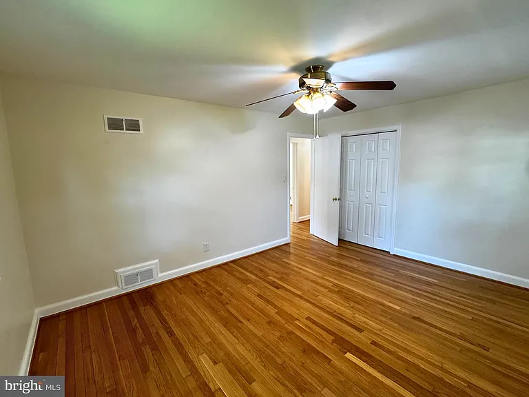 3300 N Harrison St — Photo 19