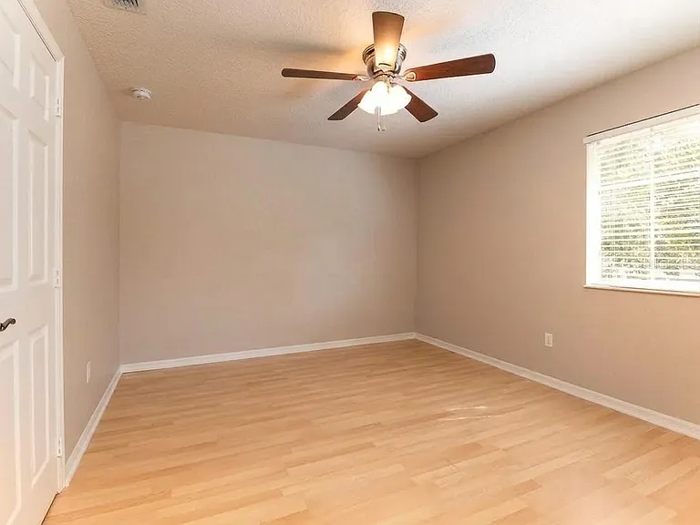 7903 Saint Giles Pl — Photo 12