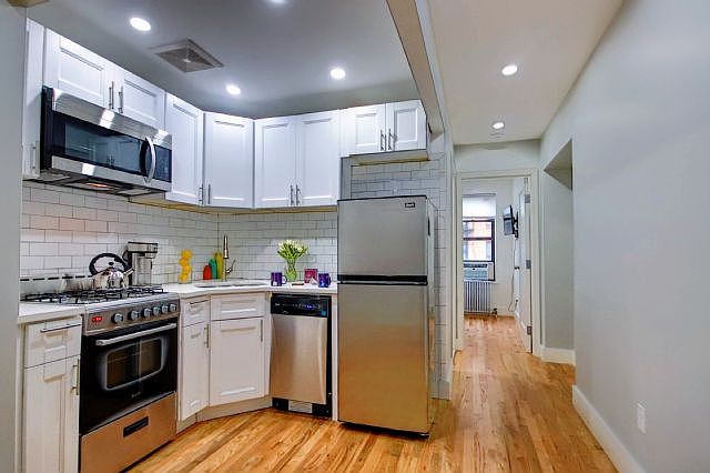 1st image of 23 Jones St APT 14