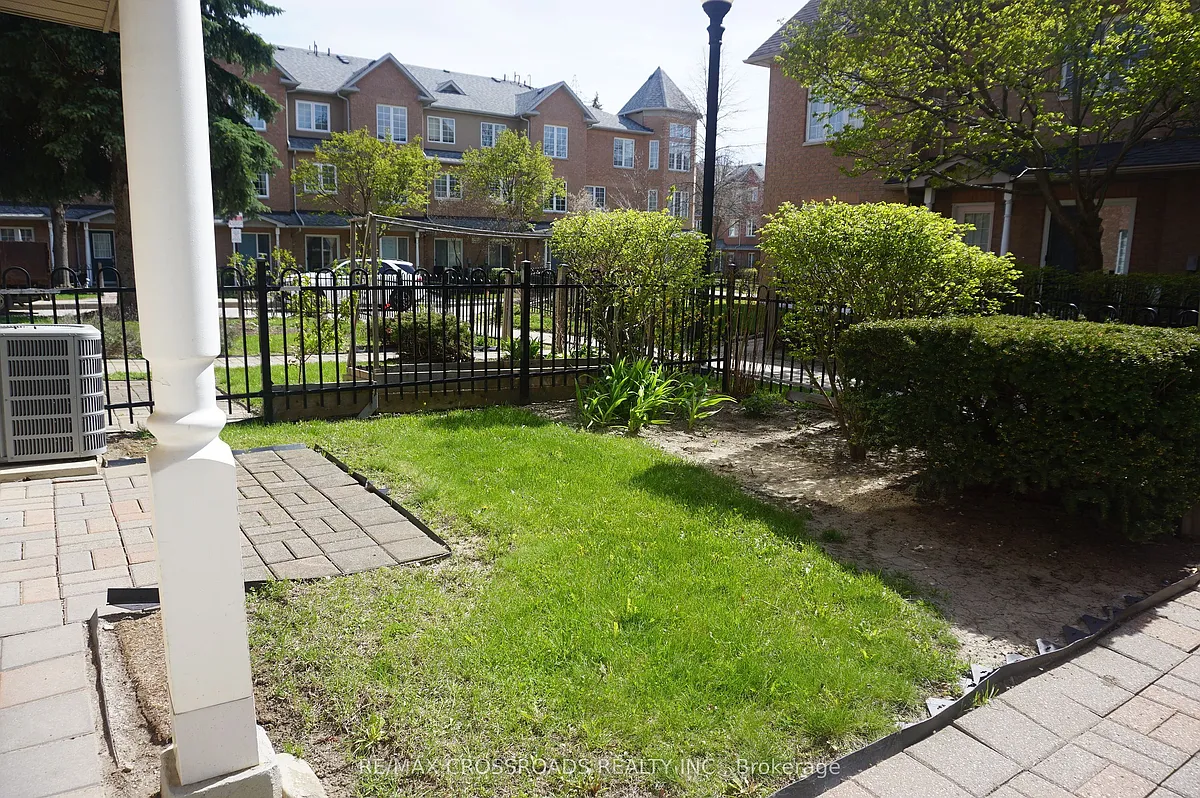 Building Photo - 12 Saint Moritz Way #13