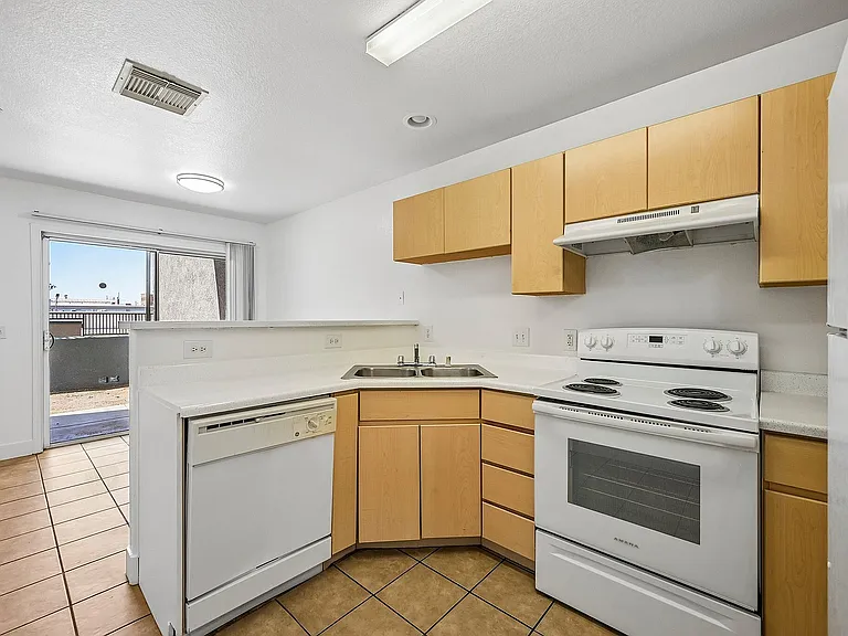Town Square Townhomes Kitchen