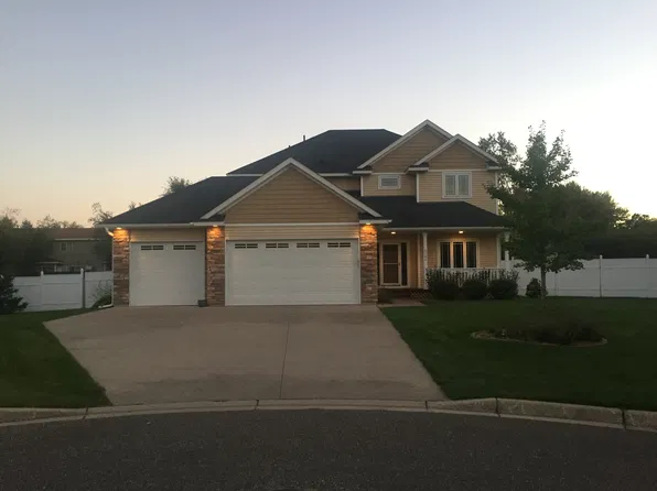 5701 Oregon Ct N, Crystal, MN 55428