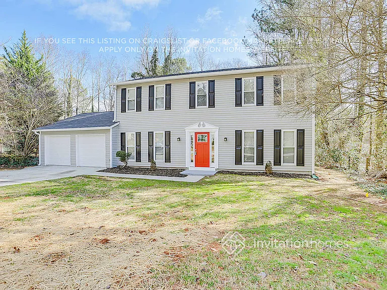 478 Sherwood Cir — Photo 3