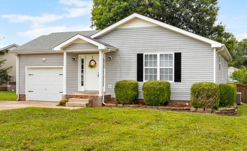 1st image of 2424 Calico Ct