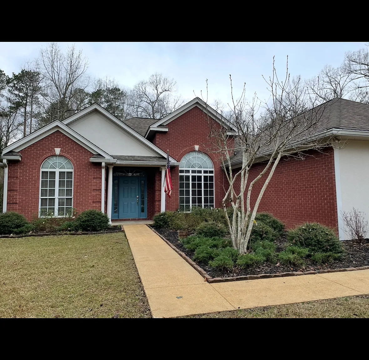 3 bed, 1850 sqft, $2,000 — Photo 2