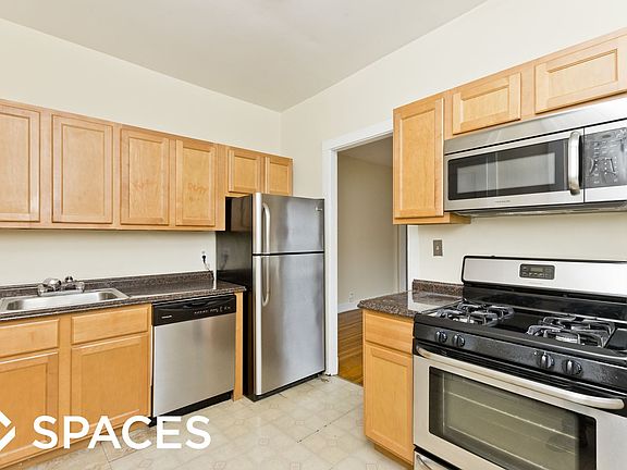 4th image of 4421 N Wolcott Ave #B3a