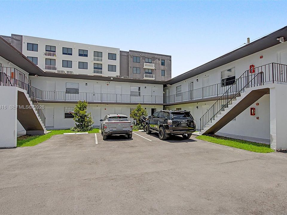 1st image of 3170 SW 16th St #10