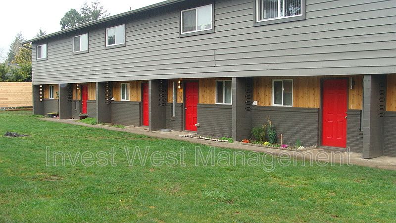1st image of 520 NE 108th Ave APT 2